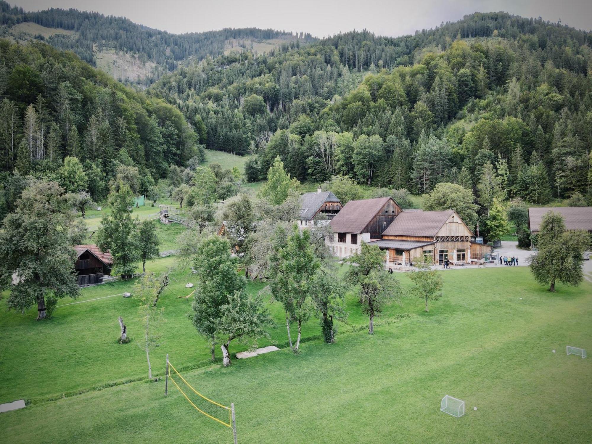 Rafting Camp Palfau Guest House Екстериор снимка