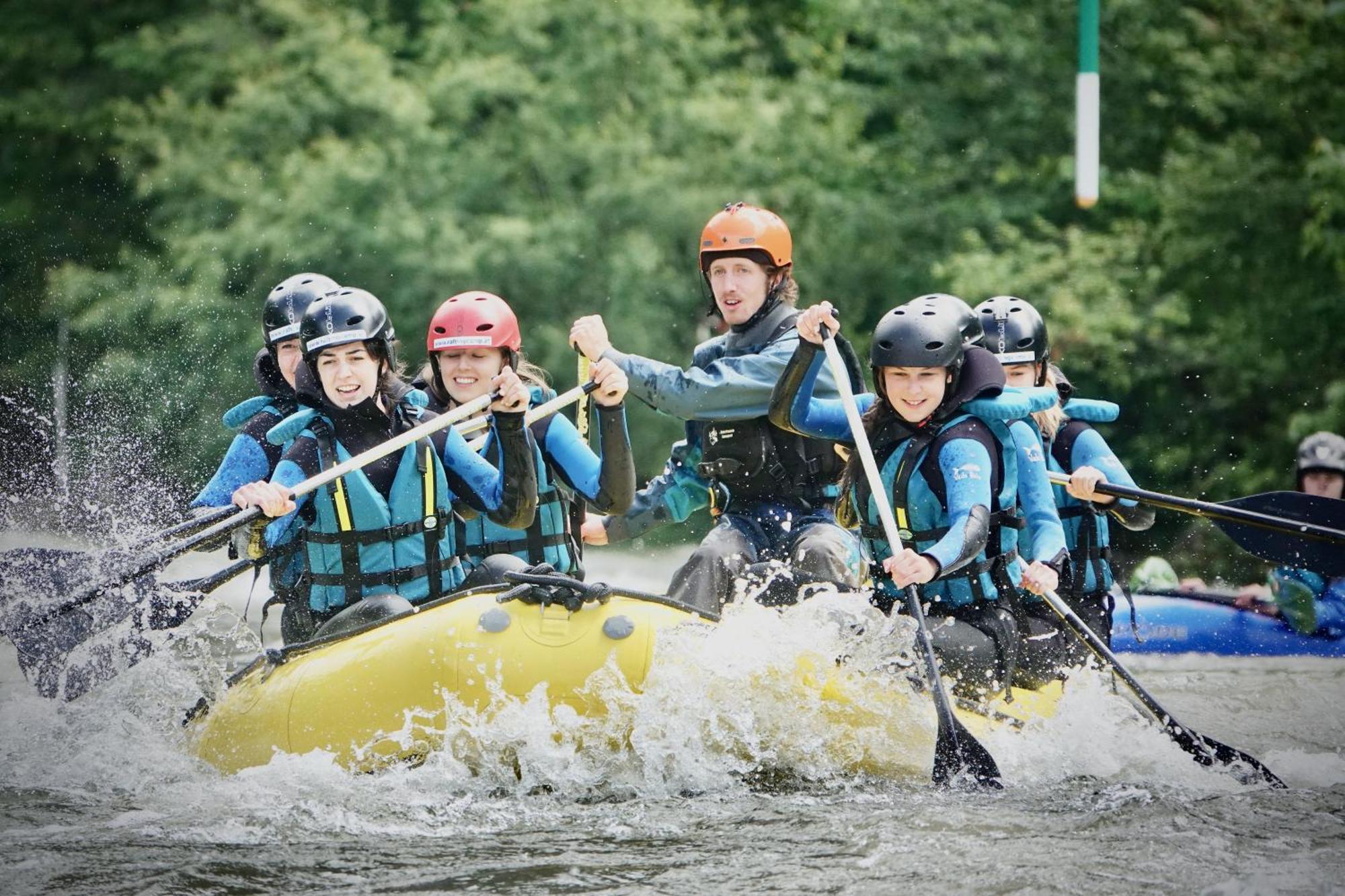 Rafting Camp Palfau Guest House Екстериор снимка