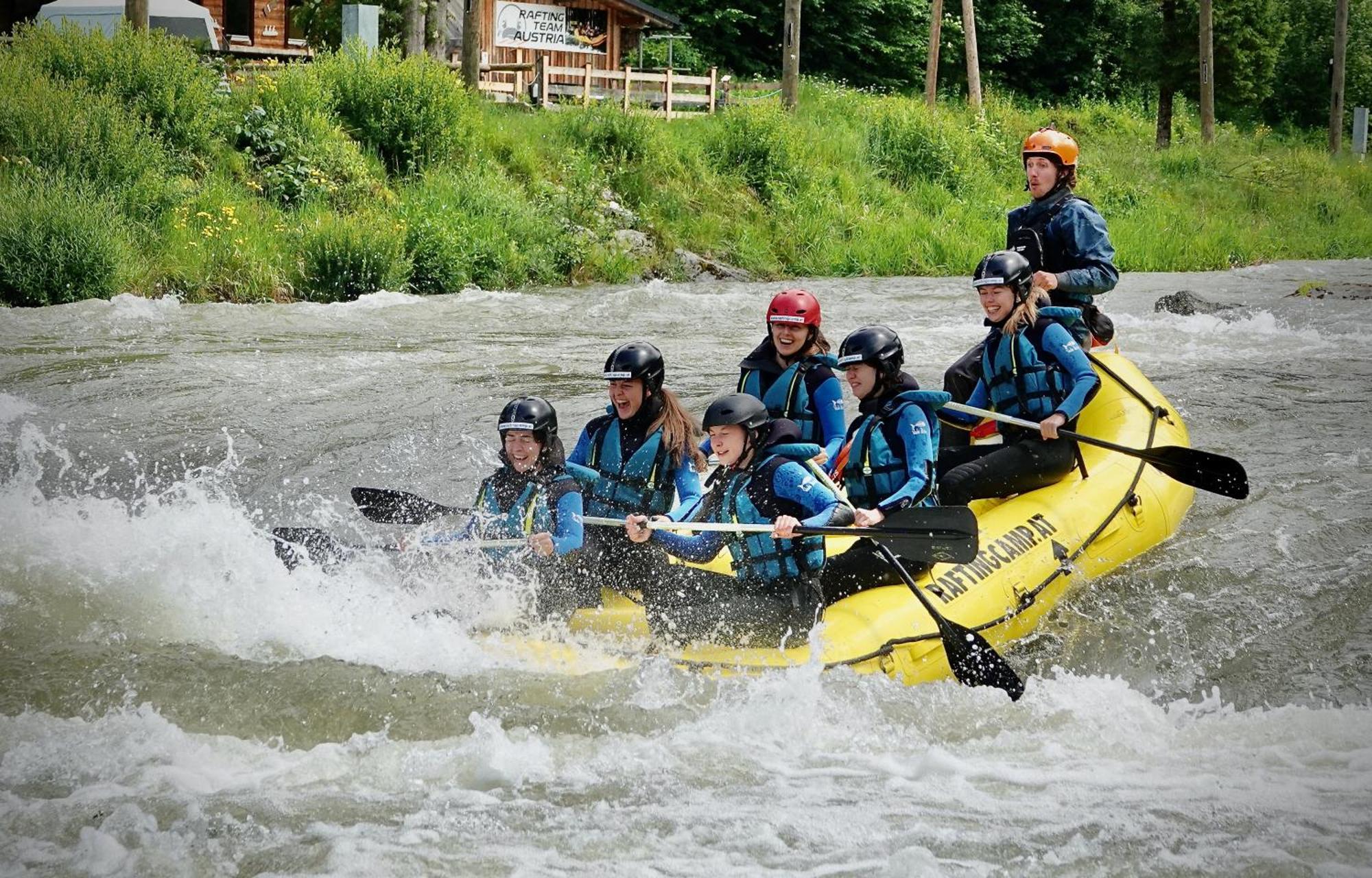 Rafting Camp Palfau Guest House Екстериор снимка